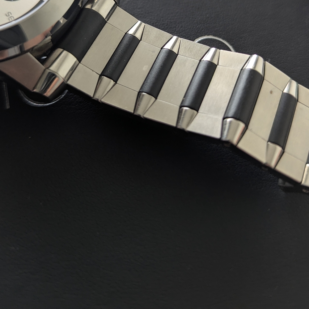 Movado Watch AUTOMATIC RED LABEL/VIZIO $5995 - Picture 4 of 16
